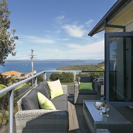 B & B With Stunning Views Taupo Exterior photo